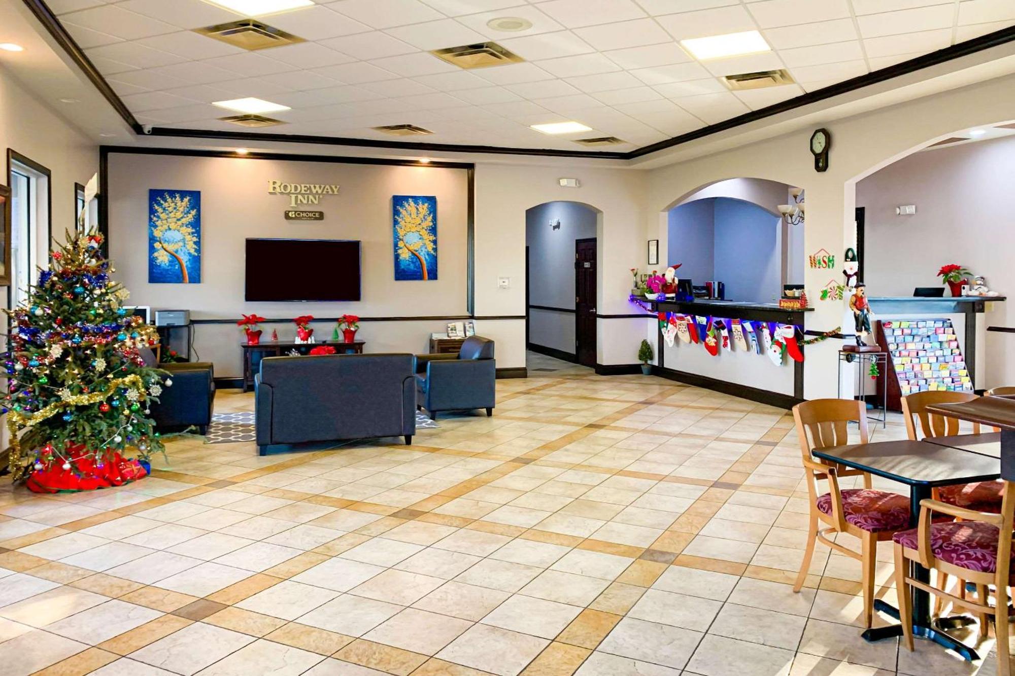 Rodeway Inn Sun City Center מראה חיצוני תמונה